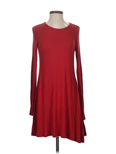 Pre-owned Guess Casual Dress In Burgundy