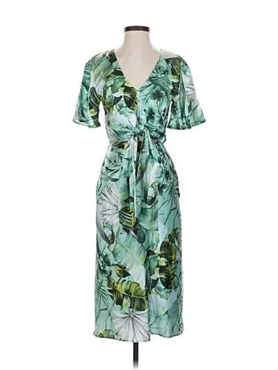 Pre-owned Guess Casual Dress In Green