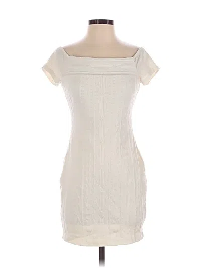 Pre-owned Guess Casual Dress In Ivory