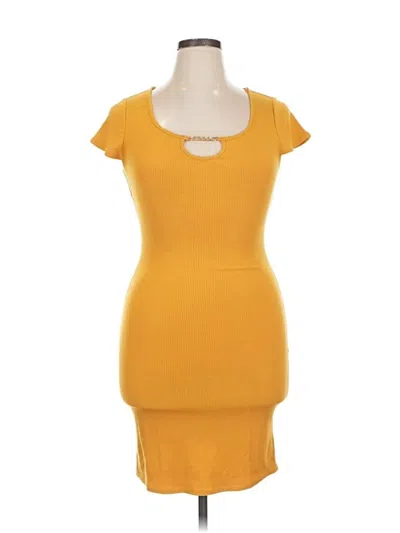 Guess Casual Dress In Yellow