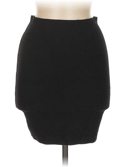 Pre-owned Guess Casual Skirt In Black