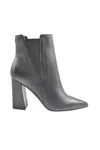 Guess Woman Ankle Boots Black Size 8 Leather In Black