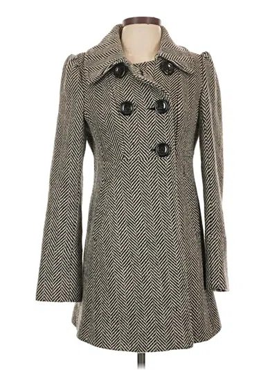 Pre-owned Guess Coat In Gray