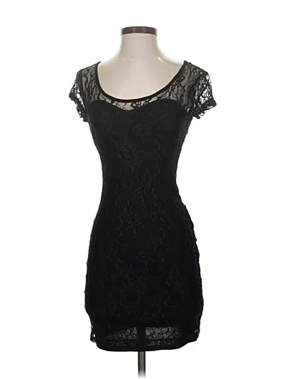 Pre-owned Guess Cocktail Dress In Black