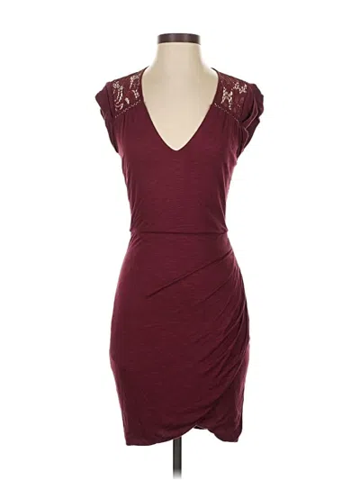 Pre-owned Guess Cocktail Dress In Burgundy