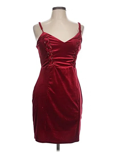 Pre-owned Guess Cocktail Dress In Burgundy
