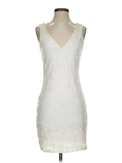 Pre-owned Guess Cocktail Dress In Ivory