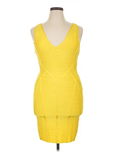 Pre-owned Guess Cocktail Dress In Yellow