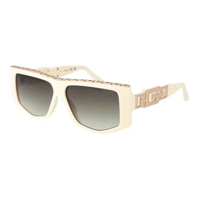 Guess Cream Women Sunglasses In Neutral