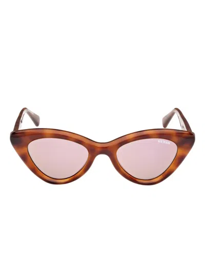 Guess Eyewear Verspiegelte Cat-eye-sonnenbrille In Brown