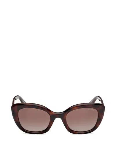 Guess Eyewear Cat-eye Logo-plaque Sunglasses