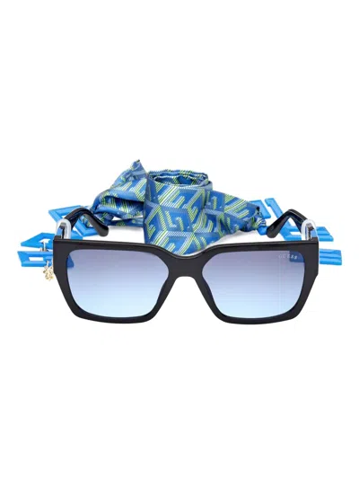 Guess Eyewear Square-frame Sunglasses In Black