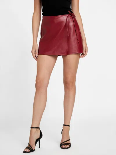 Guess Factory Aura Faux-leather Skort In Red