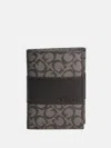 GUESS FACTORY LOGO PRINT TRIFOLD WALLET