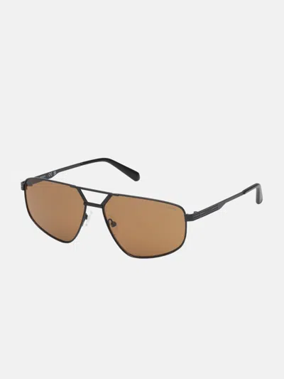 Guess Factory Metal Aviator Sunglasses In Black
