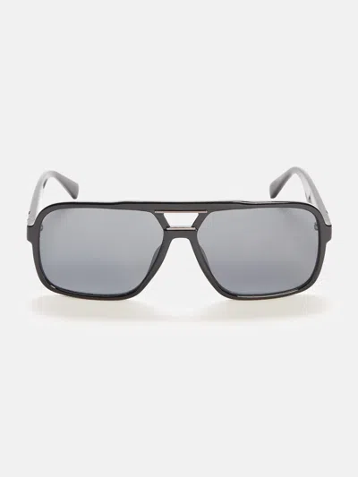Guess Factory Rounded Navigator Sunglasses In Black