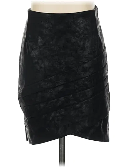 Pre-owned Guess Faux Leather Skirt In Black
