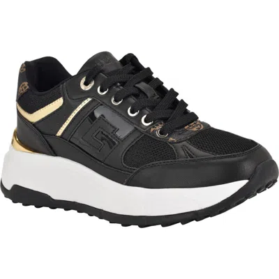Guess Fonzi Platform Sneaker