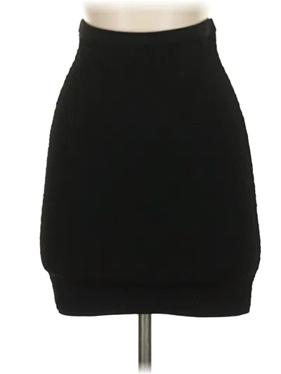 Pre-owned Guess Formal Skirt In Black
