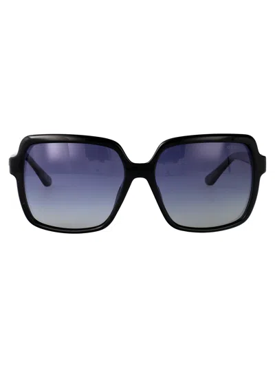 Guess Gu00157 Sunglasses In Blue