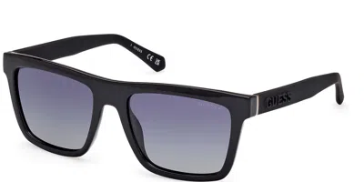 Guess Gu00166 Polarized 01d Occhiali Da Sole Neri Per Uomo In Black