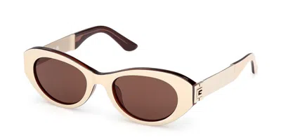 Guess Gu00261-h 25e Occhiali Da Sole Bianchi Per Donna In Brown