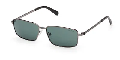 Guess Gu00273 08n Occhiali Da Sole Gunmetal Per Uomo In Transparent