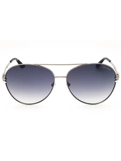 Guess Gu7735 Sunglasses In Shiny Gunmetal  / Gradient Smoke