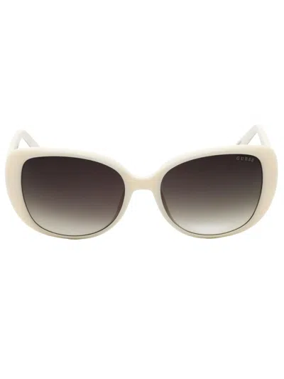Guess Gu7822 Gradient Lens Oval Sunglasses In Transparent