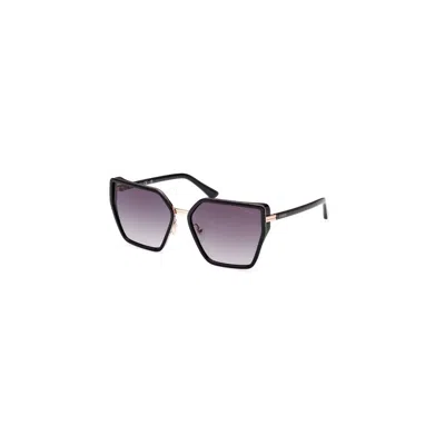 Guess Gu7871 01b In Black