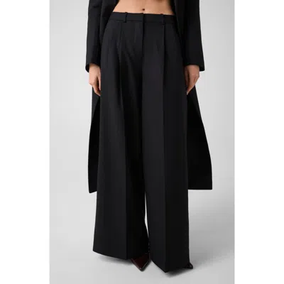 Guess High Waist Pleated Straight Leg Pants In Black