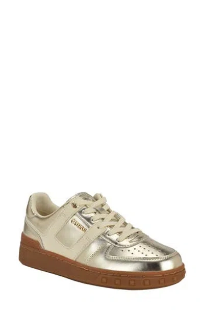 Guess Inart Sneaker In Gold