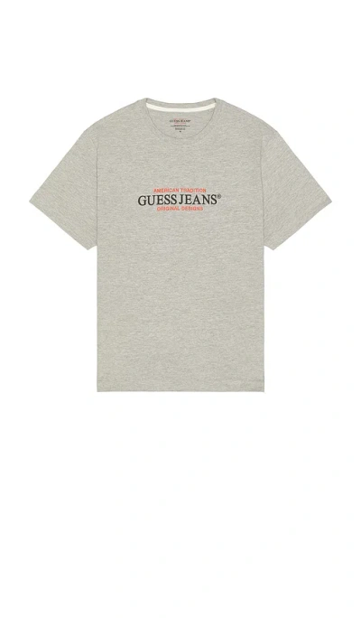 Guess Jeans American Trad Tee In 中麻灰色