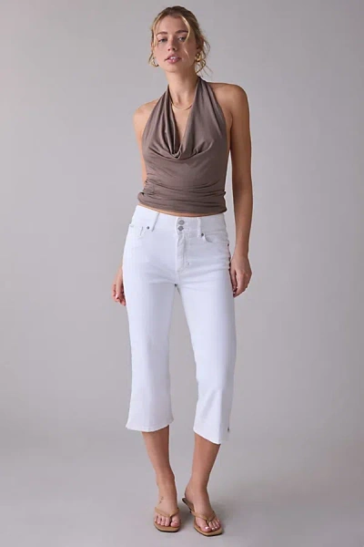 Guess Jeans High-rise Capri Jean In Sandy Shore Overdye Wash, Women's At Urban Outfitters In White