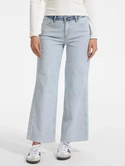Guess Jeans Jeans Woman  W5ya0y D5m56 Gypsies In Blue
