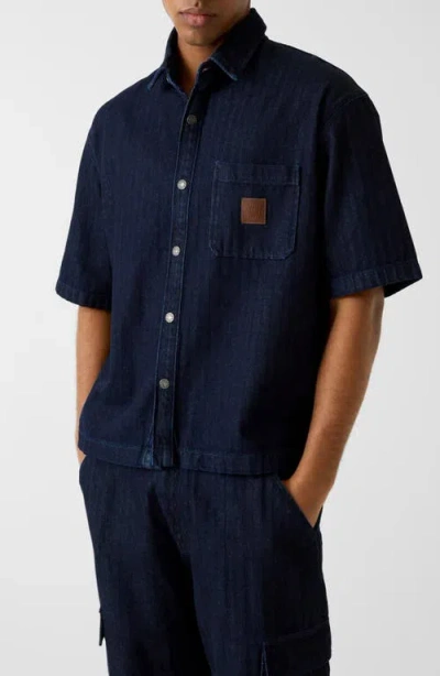 Guess Jeans Short Sleeve Oversize Crop Denim Button-up Shirt In Blue