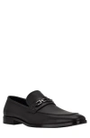 Guess Jendo Penny Loafer In Black
