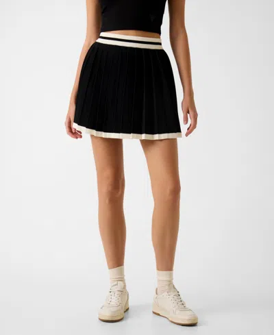 Guess Juniors' Gabry Pleated Sweater Mini Skirt In Black