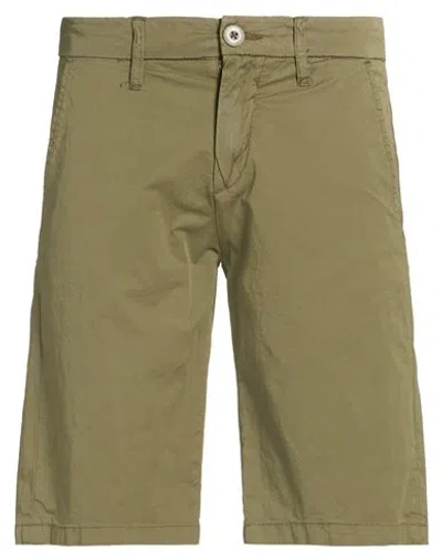 Guess Man Shorts & Bermuda Shorts Military Green Size 29 Cotton, Elastane