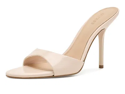 Guess Manzy Women's Sandals Ivory: 7 M, Leather In White