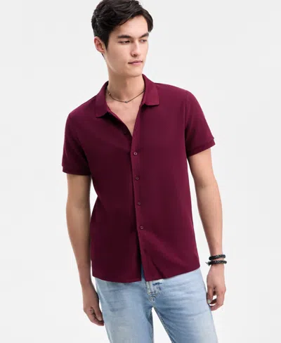 Guess Men's Short Sleeve T-shirt In Red