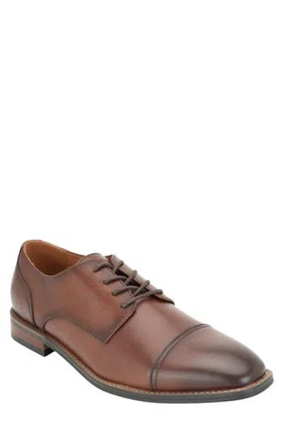 Guess Momyr Faux Leather Cap Toe Oxford In Brown