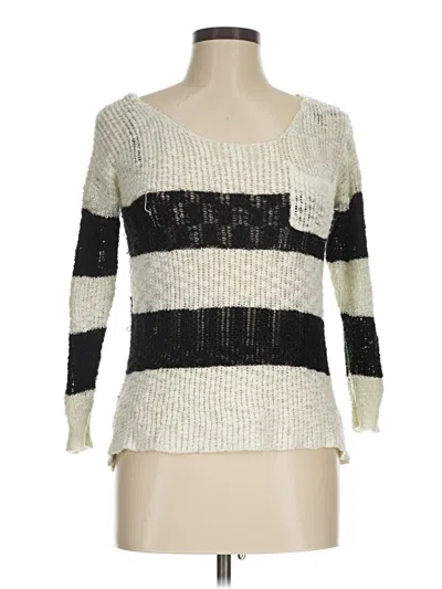 Pre-owned Guess Pullover Sweater In Ivory