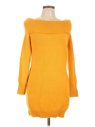 Pre-owned Guess Pullover Sweater In Yellow