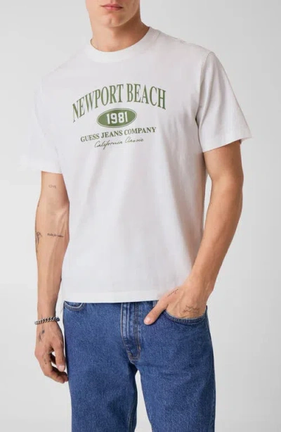 Guess Regular Fit Location Cotton Graphic T-shirt In White