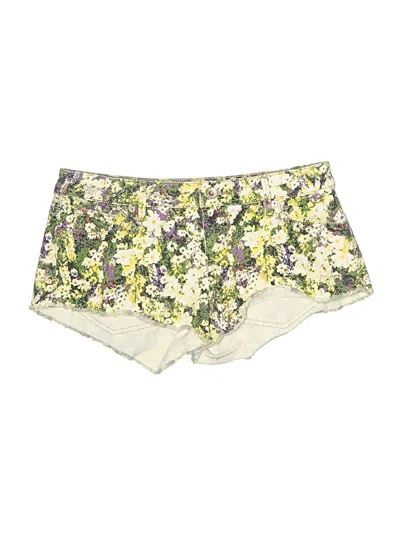 Pre-owned Guess Shorts In Ivory