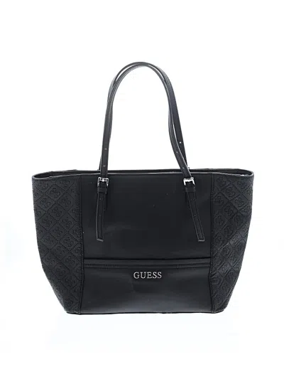 Pre-owned Guess Shoulder Bag In Black
