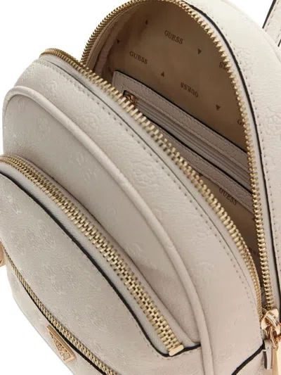 Guess Shoulder Bag In White