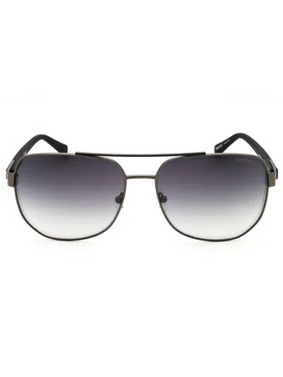 Guess Sleek Metal Aviator Sunglasses For Men In Silver