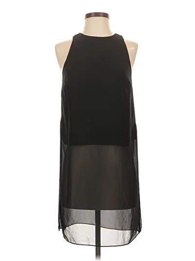 Pre-owned Guess Sleeveless Blouse In Black